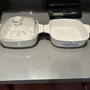 2 Vintage Corning Ware 1 liter casserole/bakeware dish